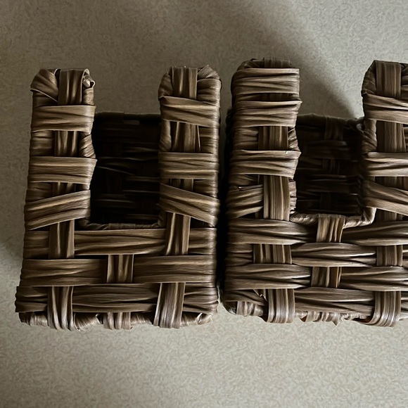 Wicker storage containers - Picture 2 of 9